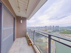 阳台-QMtjoJPf-0.jpg