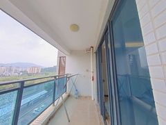 阳台-X6WfmjjV-0.jpg