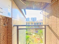 阳台-dtZEMGlq-0.jpg