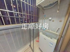 阳台-hbEIUigl-0.jpg