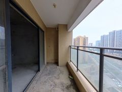 阳台-hkRvHg4T-0.jpg