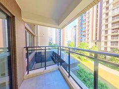 阳台-pIdLChWc-0.jpg
