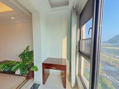 阳台-qwZhjJlP-0.jpg