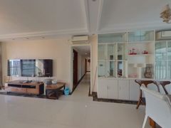 餐厅-Ni8cDRPl-0.jpg