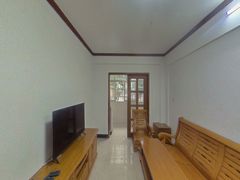 house_img