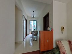 house_img