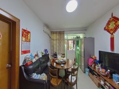 house_img