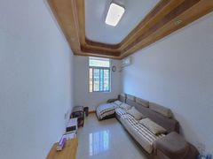 house_img