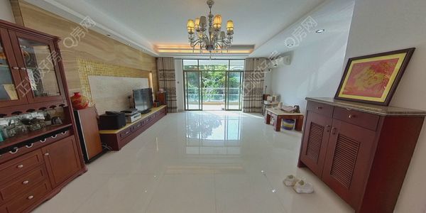 VR看房