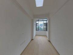 house_img