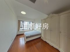 主卧