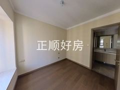 卧室-8V5mTphM-0.jpg