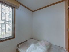 卧室-YZUubgCr-0.jpg