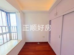 卧室-hSPRqFKg-0.jpg