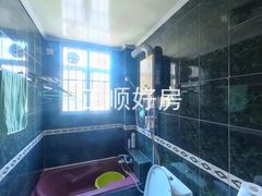 卫生间-2S1EftSN-0.jpg