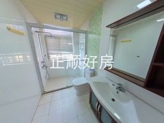 卫生间-4wLtkqsB-0.jpg