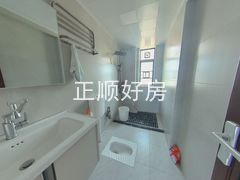 卫生间-7xUKEtWM-0.jpg