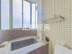 卫生间-9WUSYb2M-0.jpg