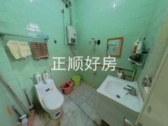 卫生间-ALek4AX7-0.jpg