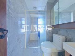 卫生间-AMylodHp-0.jpg