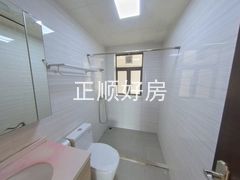 卫生间-M6XetSYi-0.jpg