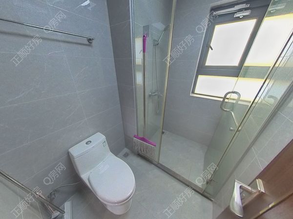 卫生间-PCqyp0Yh-0.jpg