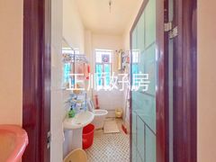 卫生间-RJSGOqJK-0.jpg