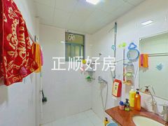 卫生间-SrkFmehW-0.jpg