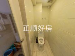 卫生间-UfHXh1vk-0.jpg