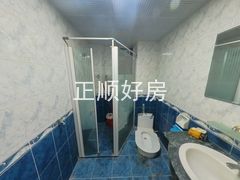 卫生间-YhCqTwJ6-0.jpg