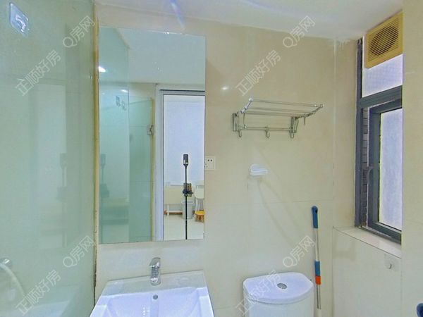 卫生间-cJvJRWRu-0.jpg
