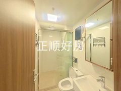 卫生间-eExXWuLi-0.jpg