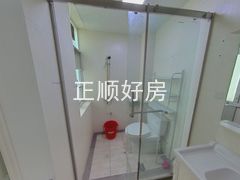 卫生间-uOh8SIYy-0.jpg