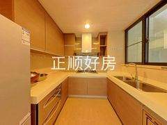 厨房