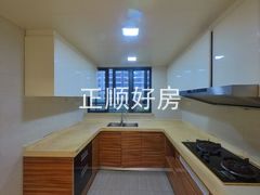 厨房