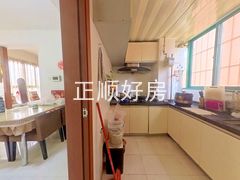 厨房