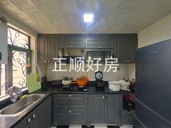 厨房-KVK4VAXG-0.jpg
