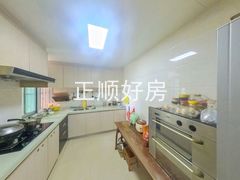 厨房