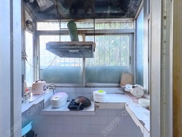 厨房-qIjLMdDh-0.jpg