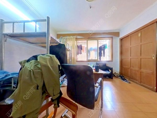 客厅