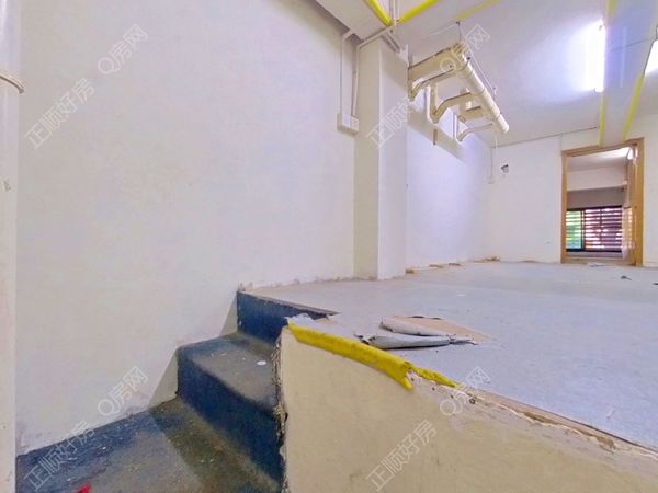 二楼楼梯