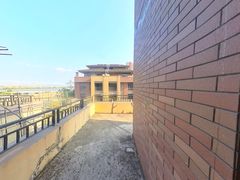 阳台-486Wnn6V-0.jpg