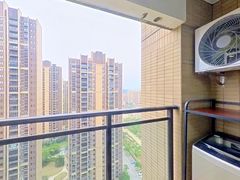 阳台-Chwg7RjZ-0.jpg