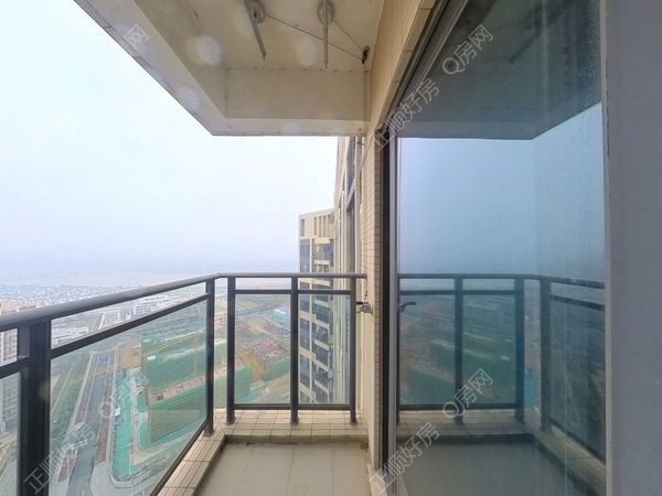 阳台-Cl1YZ3mU-0.jpg