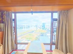 阳台-HulyuhY8-0.jpg