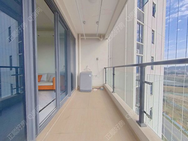 阳台-Hy5omQuK-0.jpg