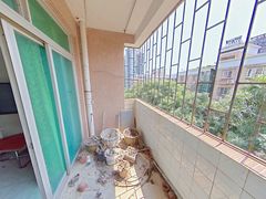 阳台-KLrUH5Vx-0.jpg