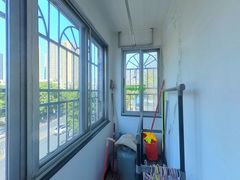 阳台-NBnTnQIM-0.jpg