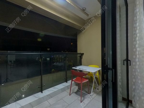 阳台-NcLMRgR6-0.jpg