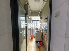 阳台-NokmnwfD-0.jpg